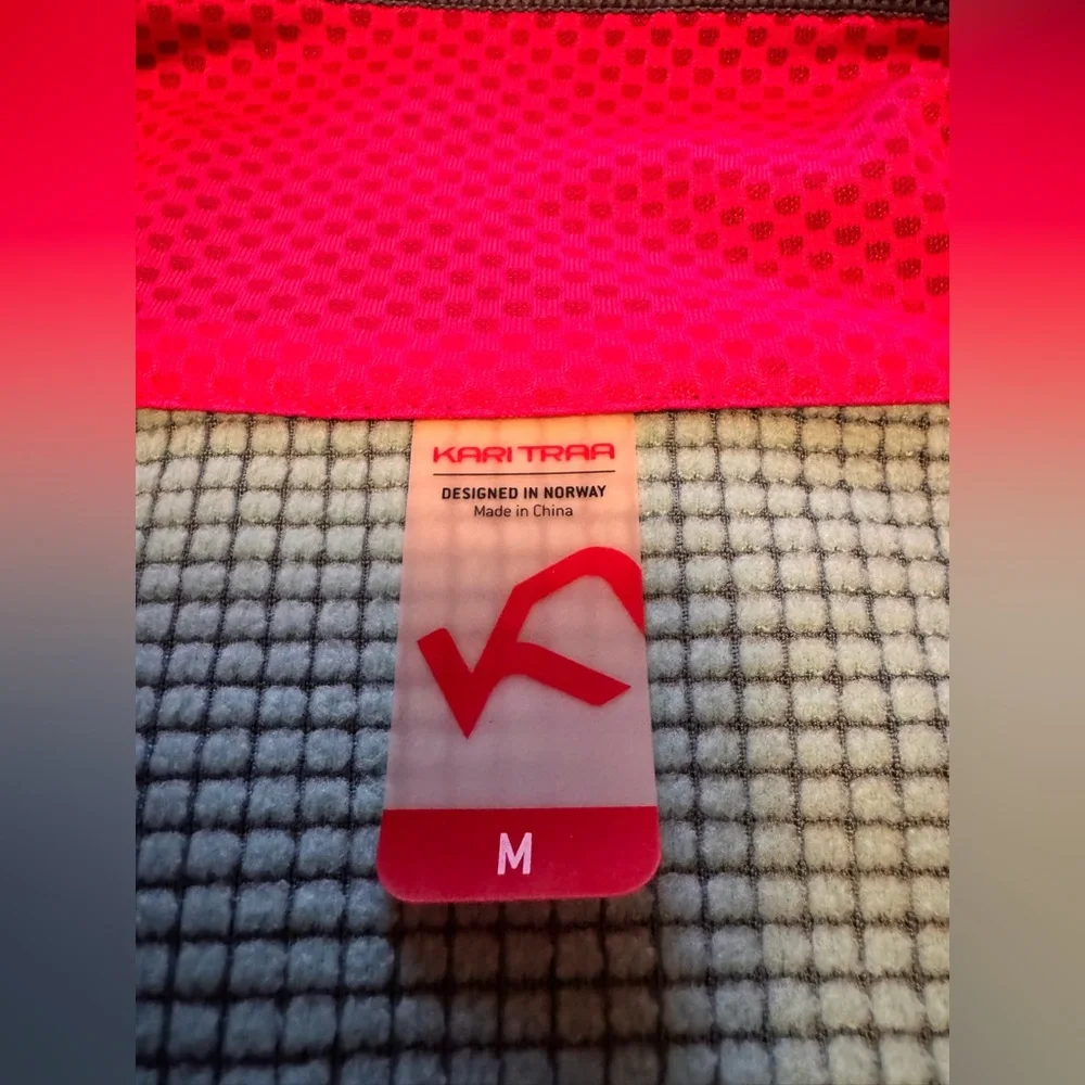 Kari Traa Women's Top in Dark Green and Pink - Picture 7 of 8